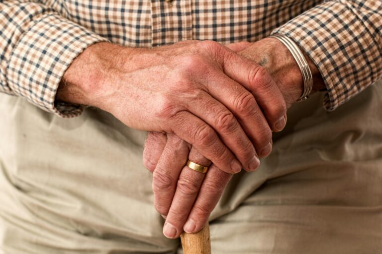 Manos de abuelo