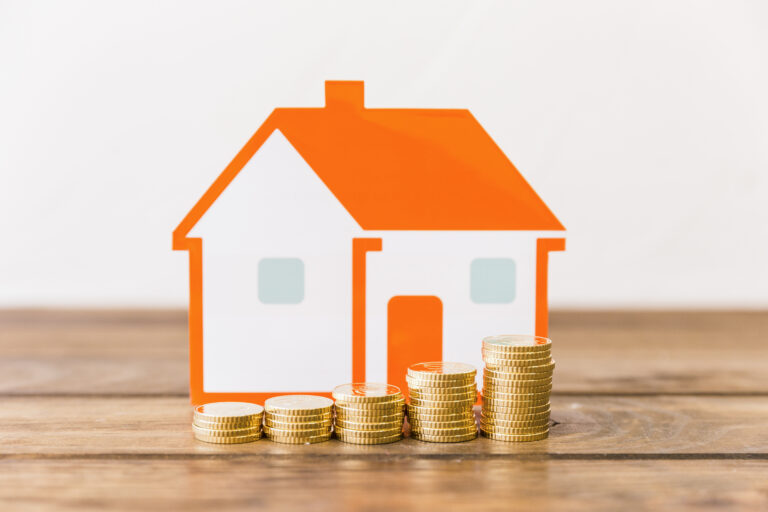 casa con dinero